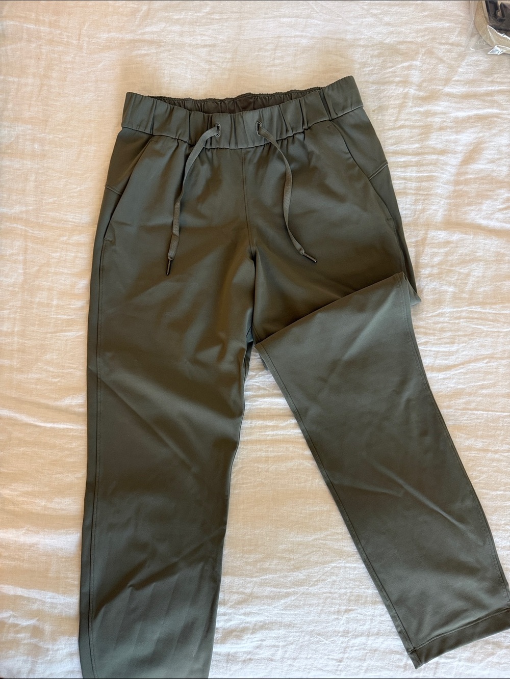 Women’s Lululemon Olive Green Jogger Pants - Casual Drawstring Trousers